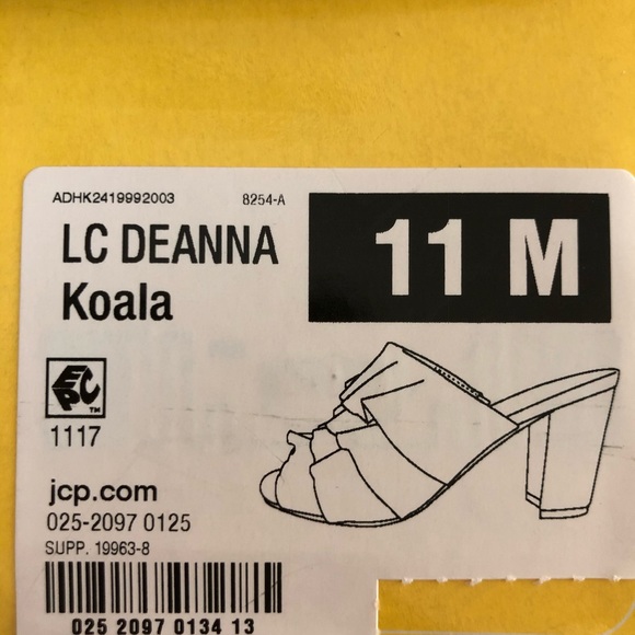 Shoes - Picture 6 of 6